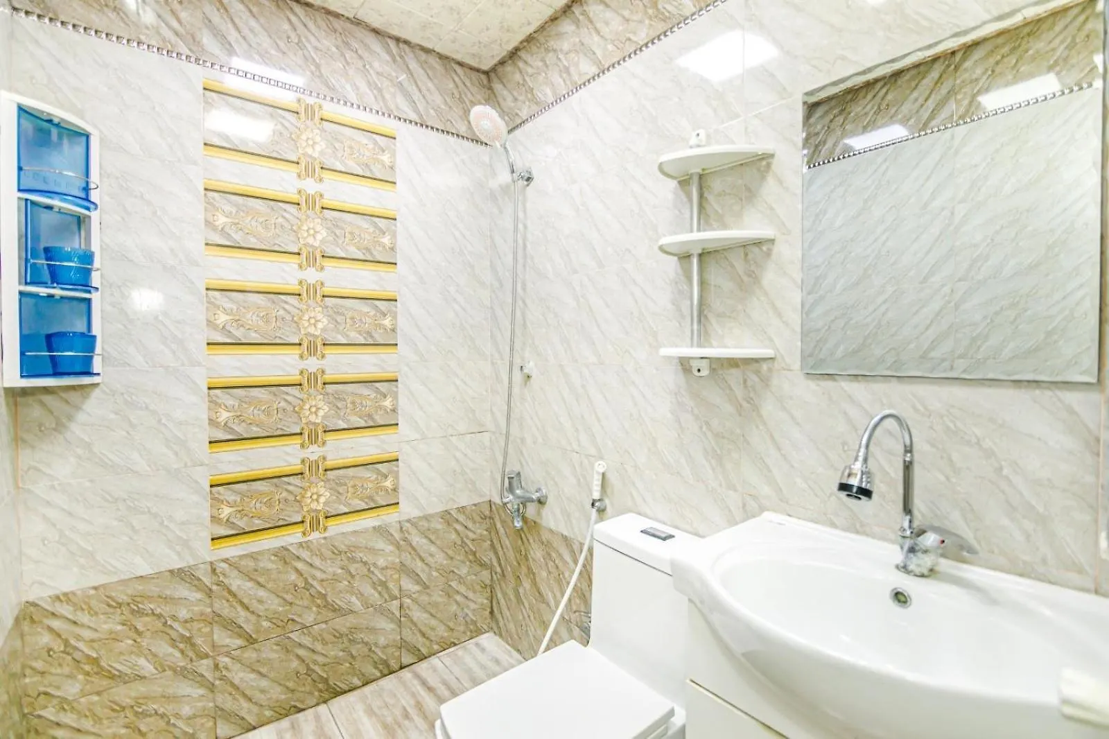 Nizami Central Baku 0*,