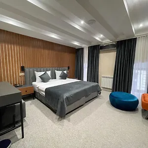 4* Hotel Eleven