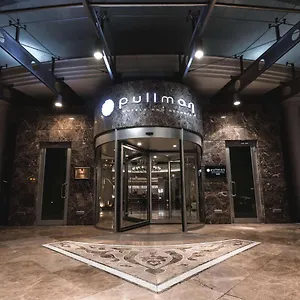 5* Hotel Pullman
